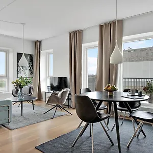  Apartment Sanders Arena - Precious One-bedroom Close To Metro Station